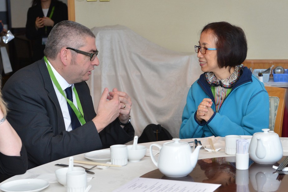 DSC_8277_Lunch at HKU SCR_with Prof Paul Cooke of Leeds